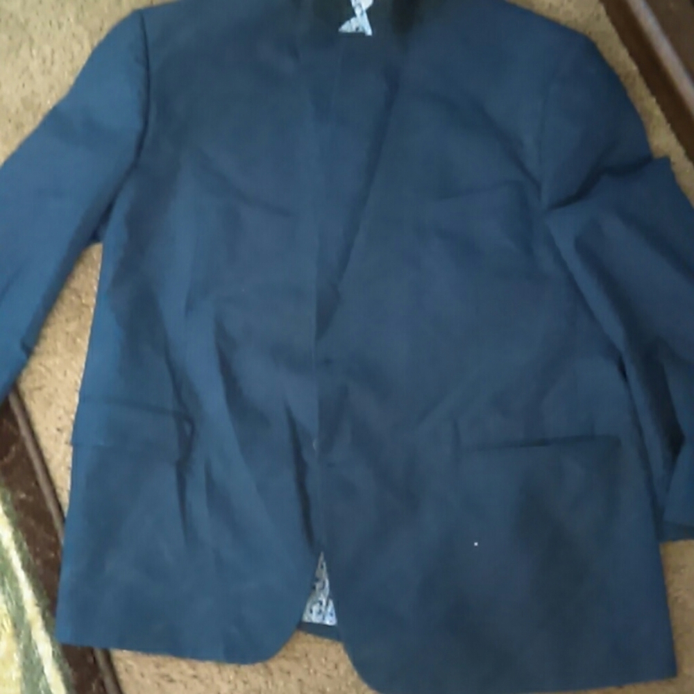 Men's 6 pocket Pierre Noir 2 button Silk suite